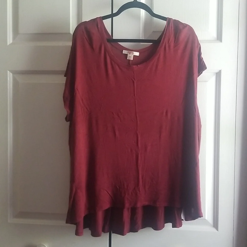 Flowy top - Picture 1 of 9